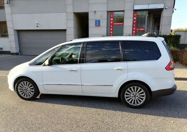 Ford Galaxy cena 26500 przebieg: 298000, rok produkcji 2010 z Warszawa małe 121